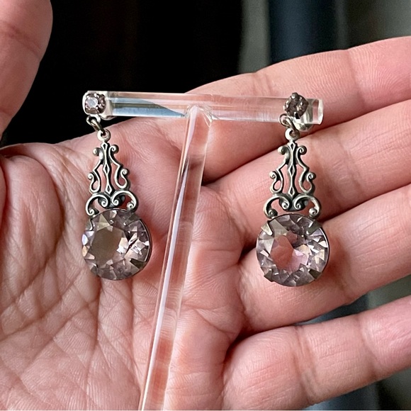 Sadie Green |Vintage| Light Amethyst Austrian Crystal Victorian Filigree Design - Picture 5 of 6